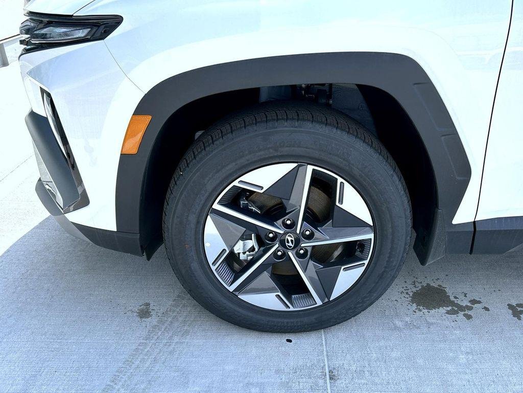 New 2026 White Pearl Hyundai SEL AWD image 22