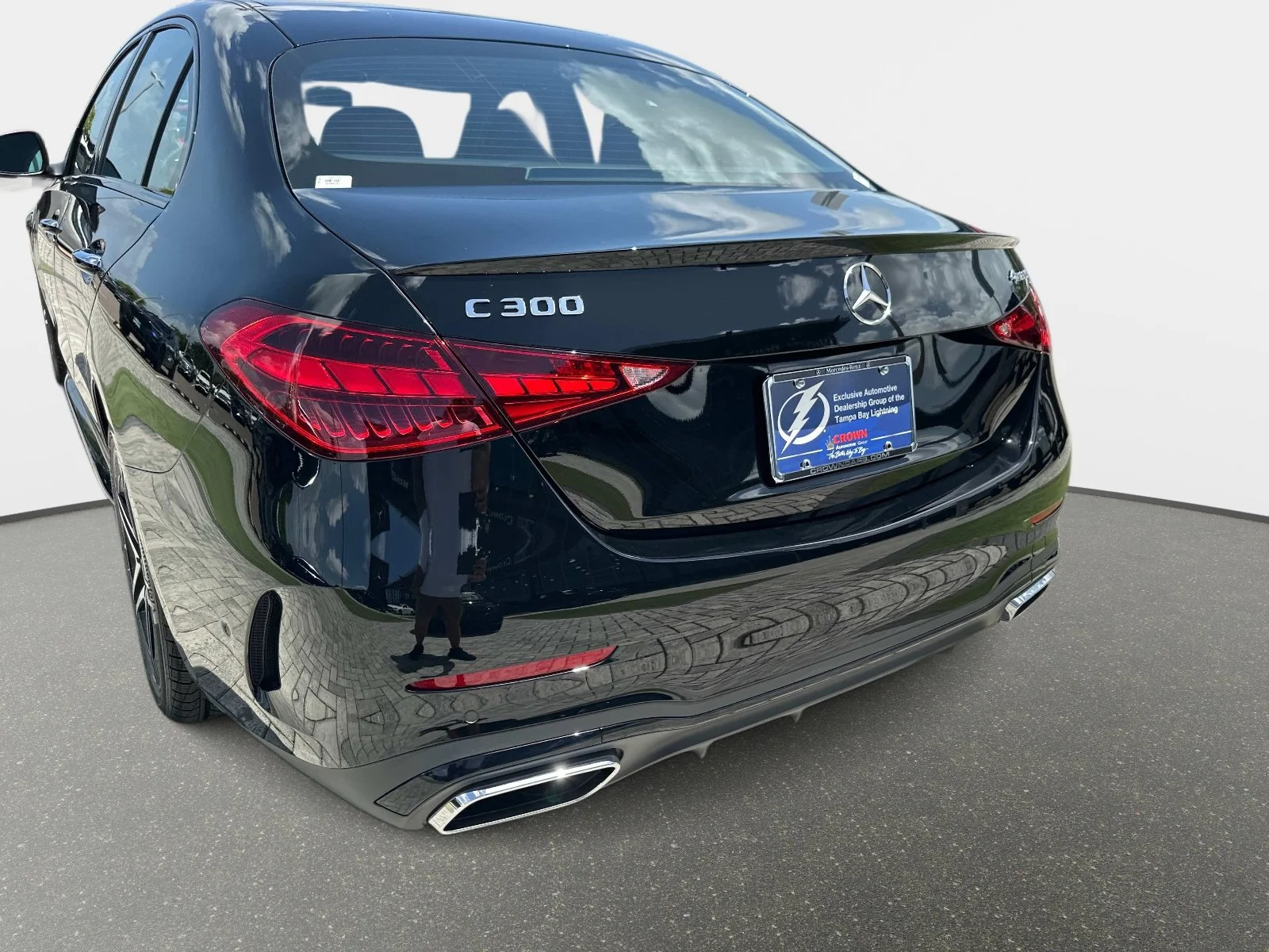 2025 Mercedes-Benz C-Class Sedan C 300 - Photo 9