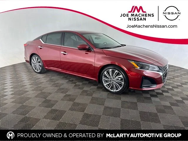 Used 2023 Red Nissan 2.5 SL image 1