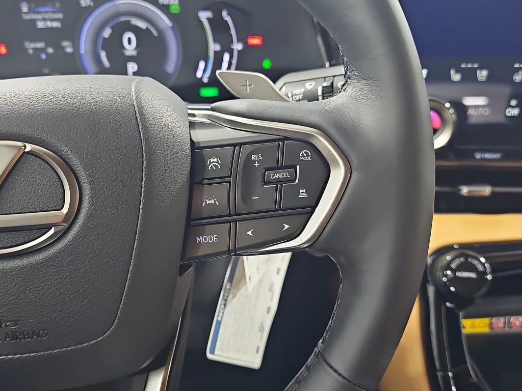 New 2026 Caviar Lexus PREMIUM PLUS AWD image 17
