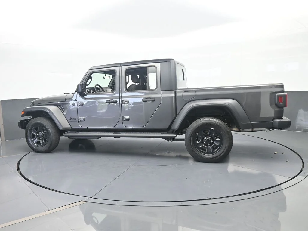 New 2026 Granite Crystal Metallic Clear-Coat Exterior Paint Jeep Sport image 3