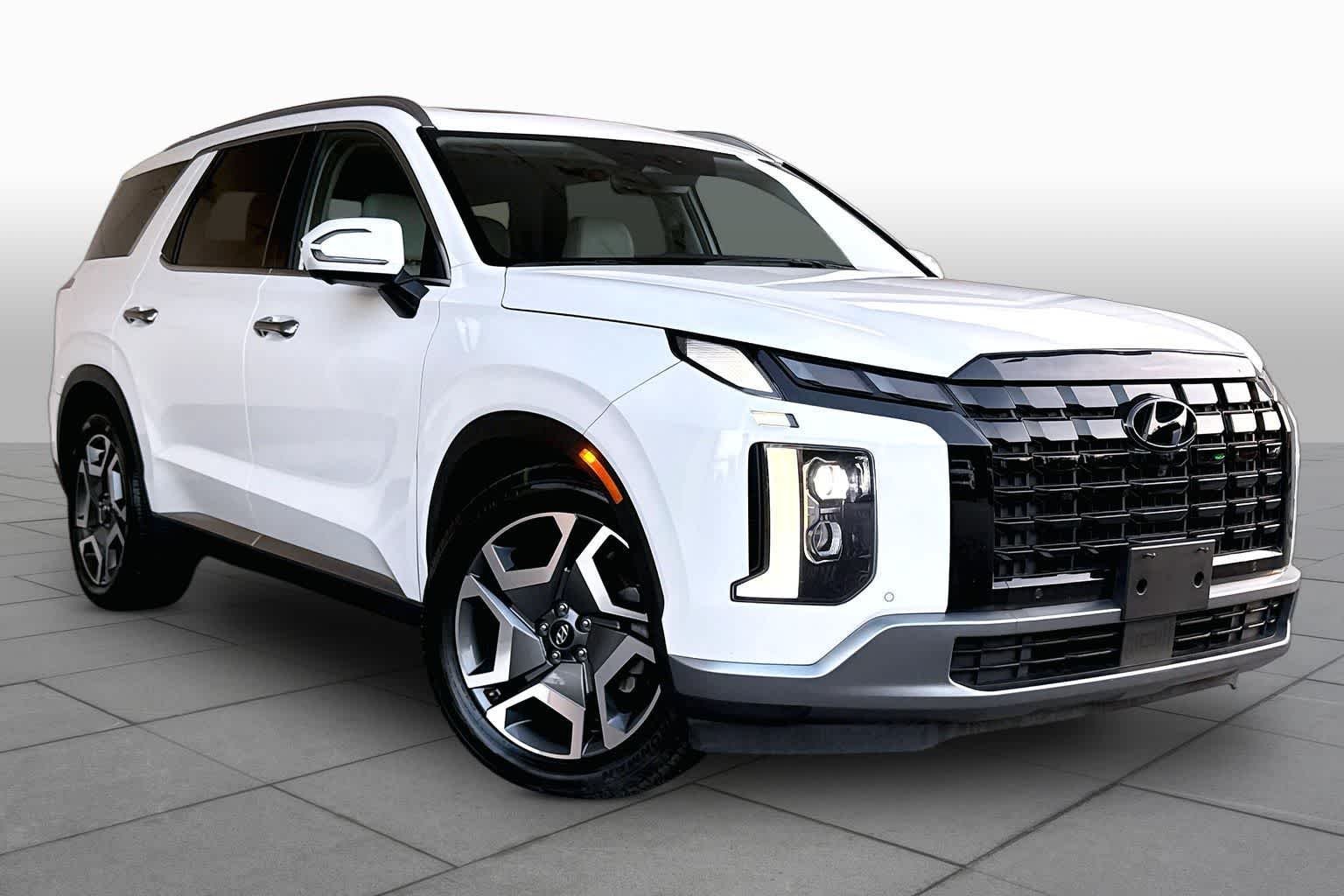 Used 2024 Hyper White Hyundai Limited image 3