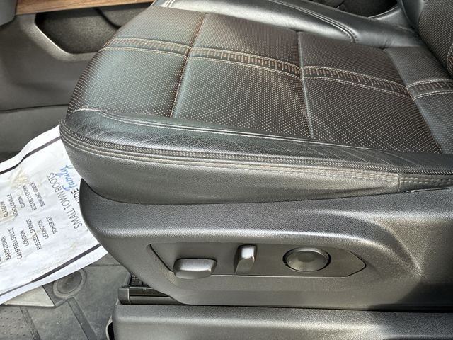 Used 2023 Beige Chevrolet High Country image 12