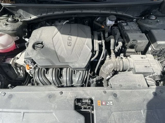 Certified Used 2025 Green Hyundai SEL image 19