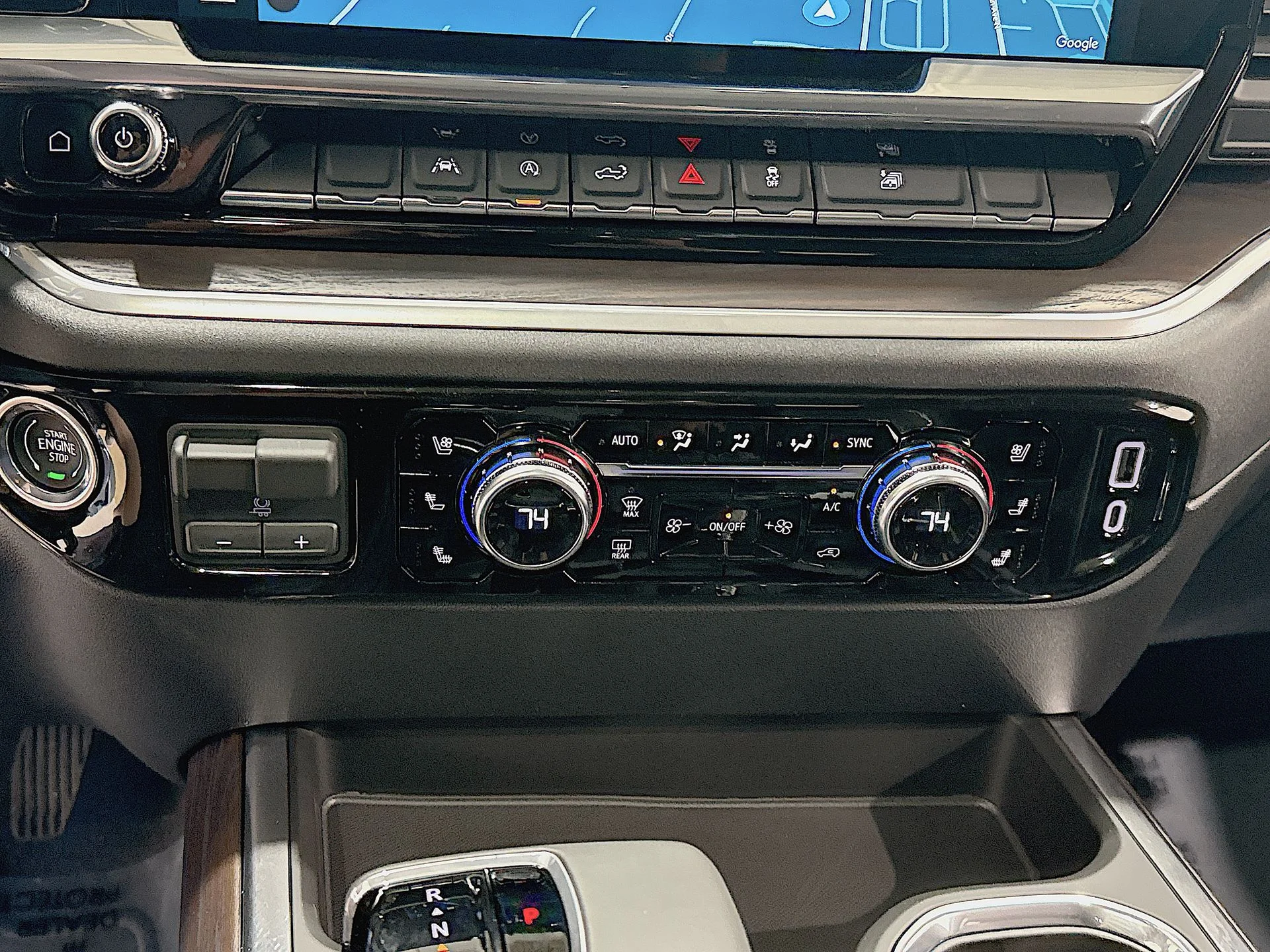 New 2026 Glacier White Tricoat GMC SLT image 18