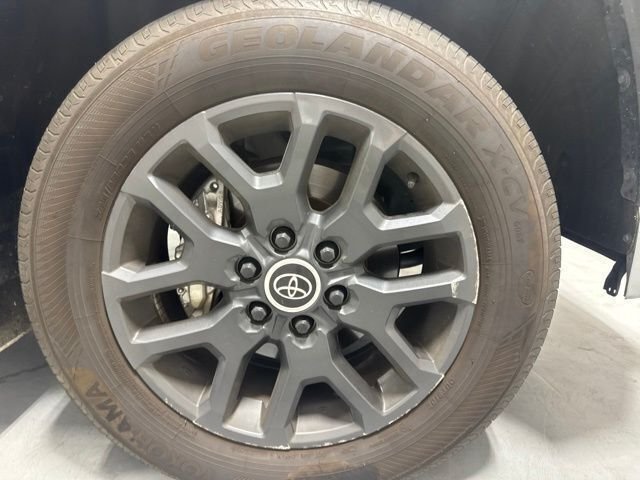 Used 2024 Silver Toyota Platinum image 4