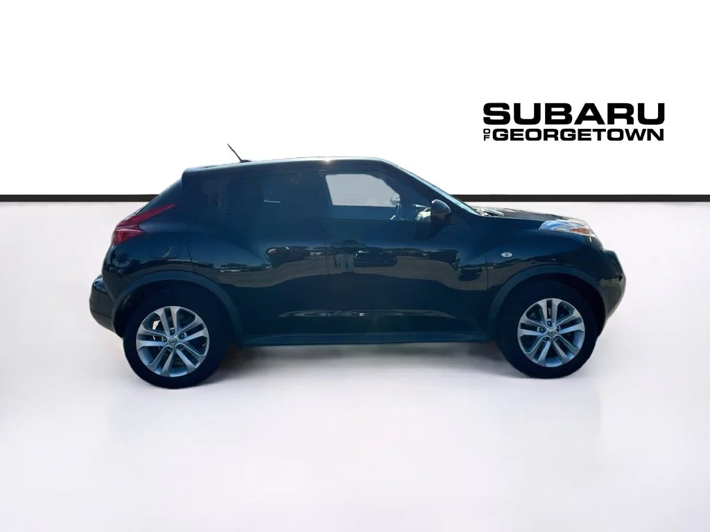 Used 2011 Black Nissan SL image 8