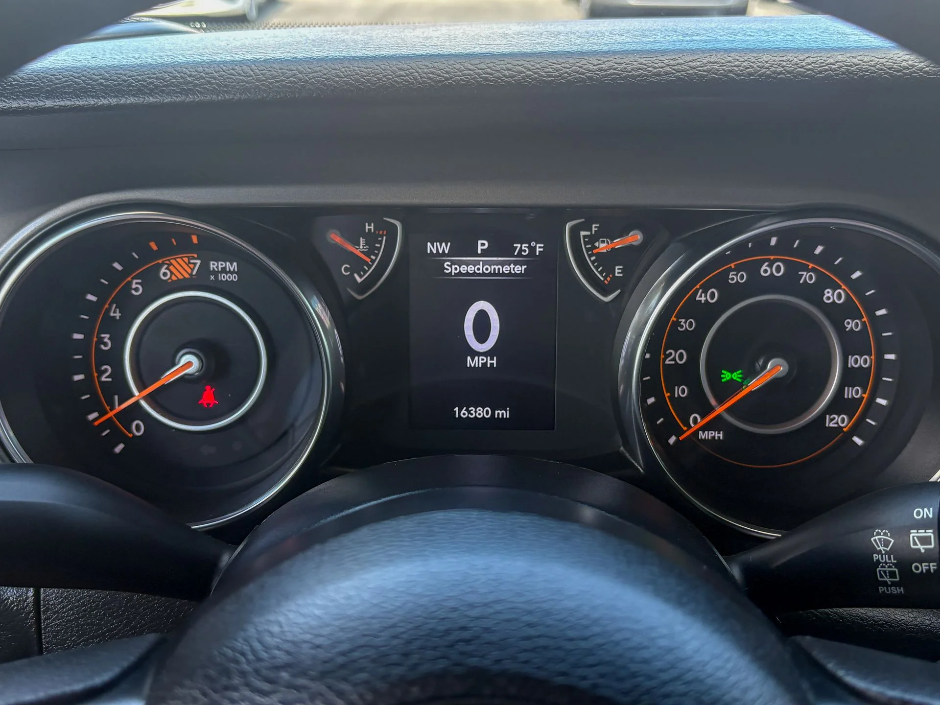 Used 2022 Black Jeep  image 9