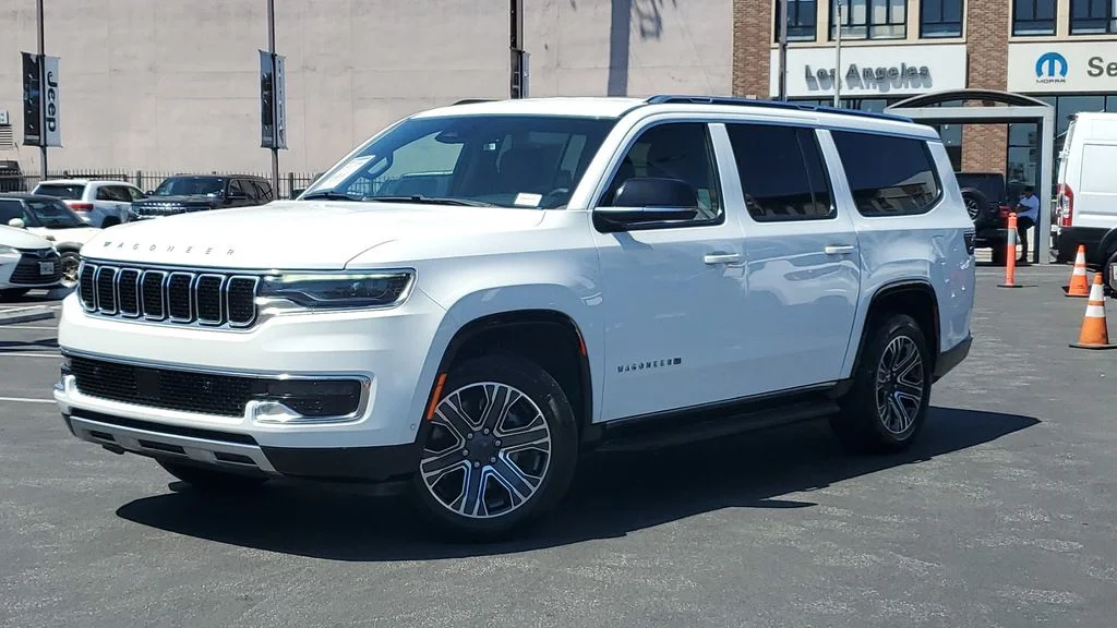 Used 2024 White Jeep Series II image 36