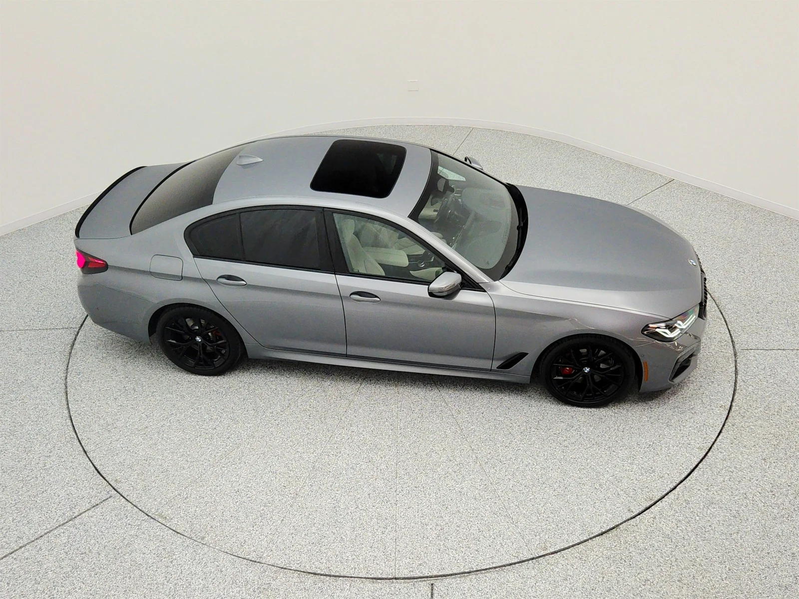 Used 2023 Skyscraper Gray Metallic BMW 530i xDrive Sedan image 25