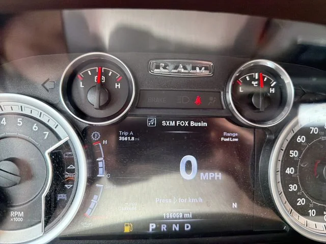 Used 2014 Beige Ram Laramie image 18
