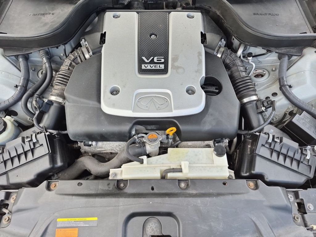 Used 2013 Silver INFINITI X image 30