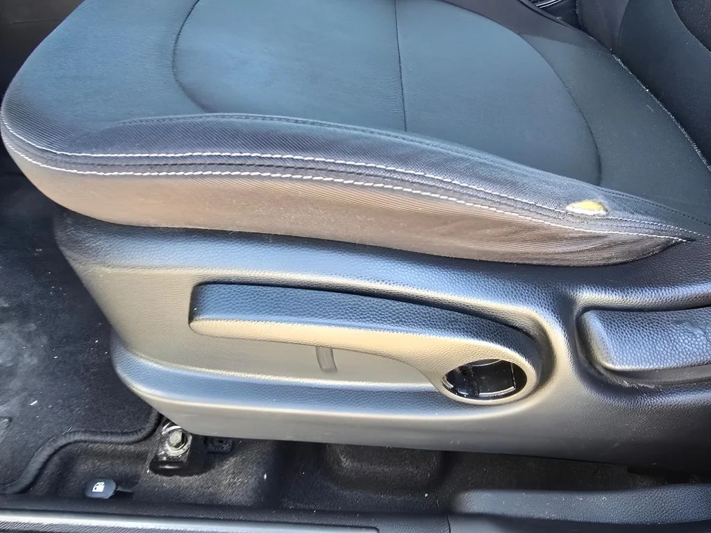 Used 2015 Latte Brown Kia Base image 24