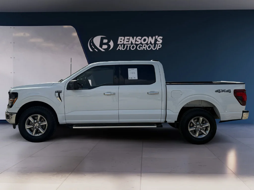 Used 2024 White Ford XLT image 2