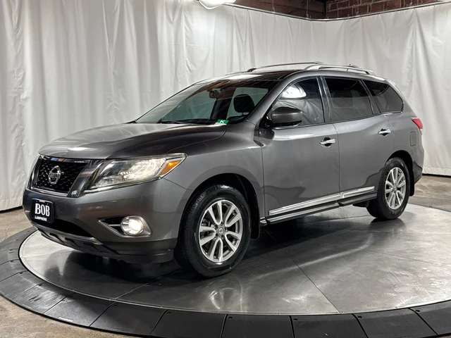 2016 Nissan Pathfinder SL