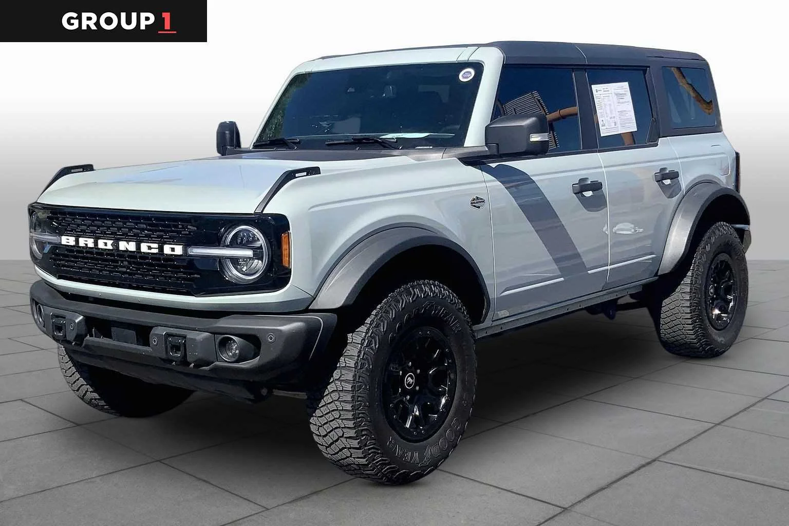 2023 Ford Bronco Wildtrak 4x4's photo
