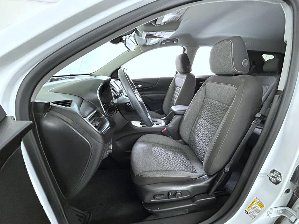 2024 Chevrolet Equinox LT - Photo 11
