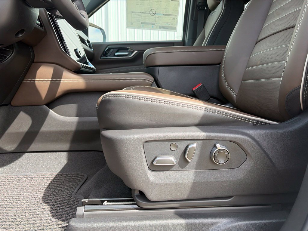 New 2026 Glacier White Tricoat GMC Denali Ultimate image 19