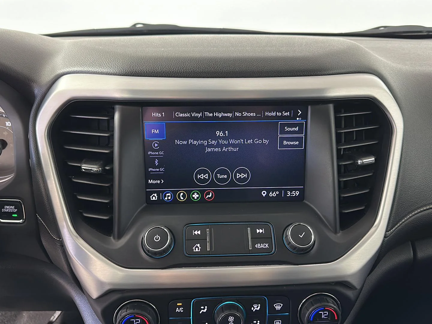Used 2021 Cayenne Red Tintcoat GMC SLE image 21