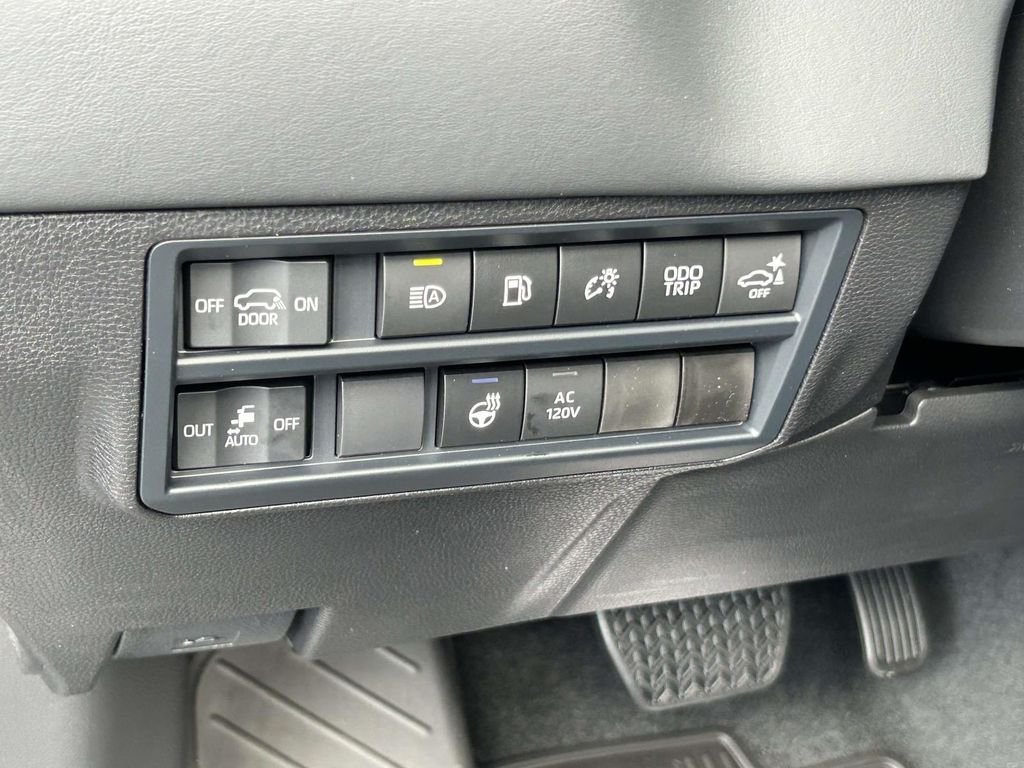 Used 2026 Gray Toyota Platinum image 19