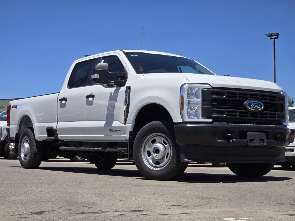 New 2026 Oxford White Ford XL image 2