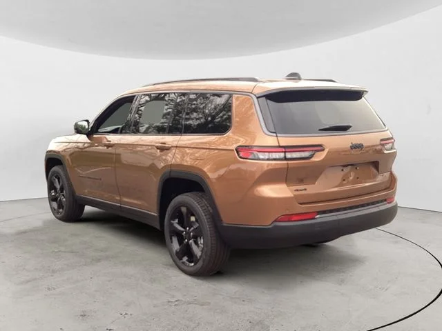 New 2026 Copper Jeep LIMITED 4X4 image 3