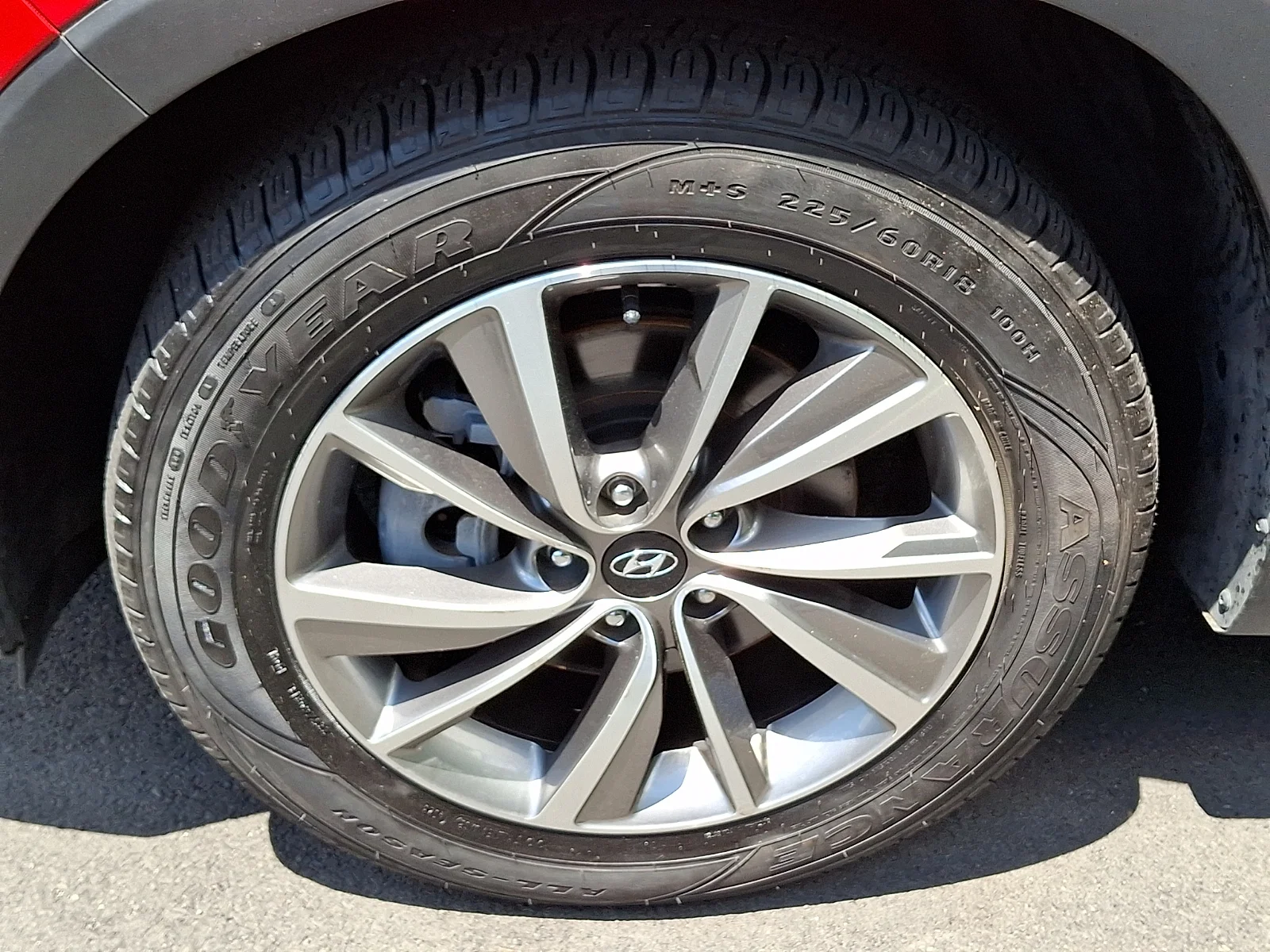 Used 2020 Calypso Red - Y2E Hyundai SEL image 10