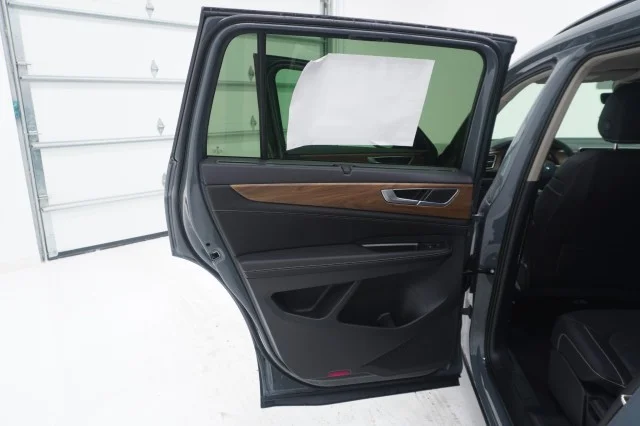 New 2026 Pure Gray Volkswagen 2.0T SE w/Technology image 18