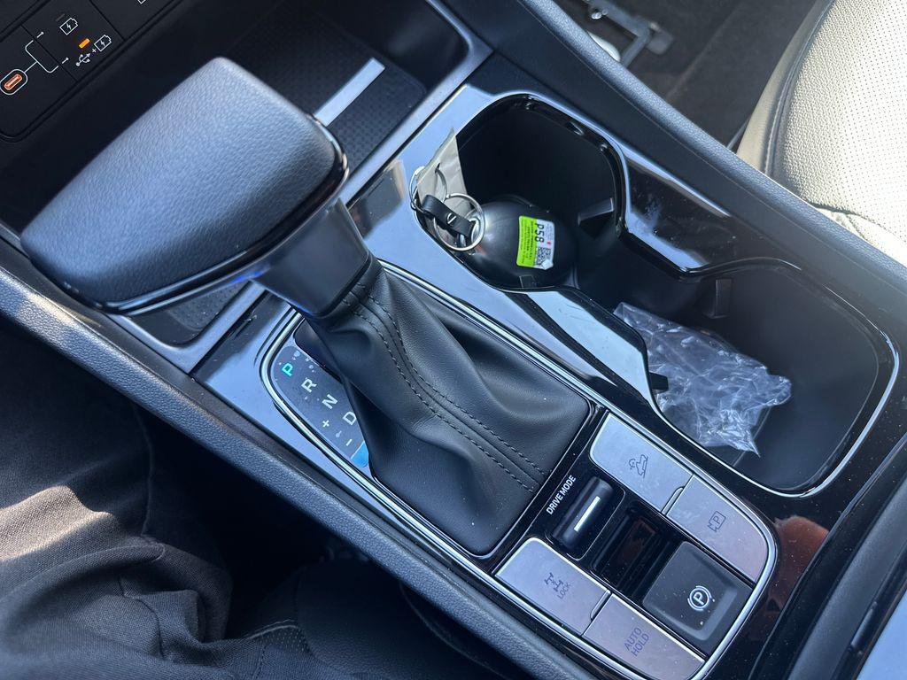 New 2026 Green Hyundai SEL AWD image 21