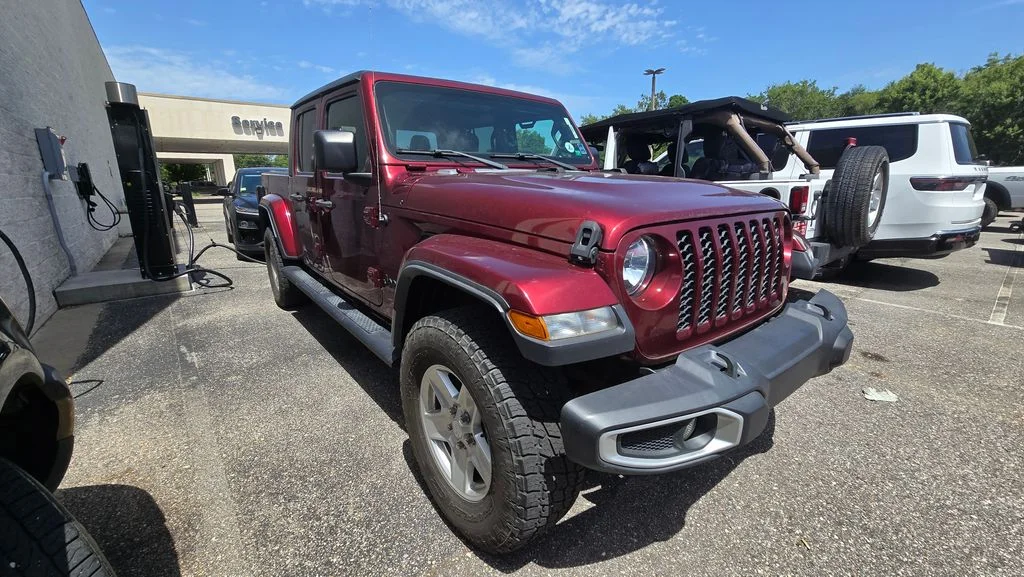 Used 2021 Red Jeep Sport image 1
