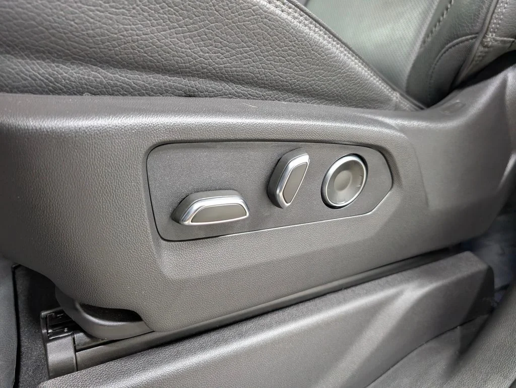 Certified Used 2024 Sterling GMC Denali image 13