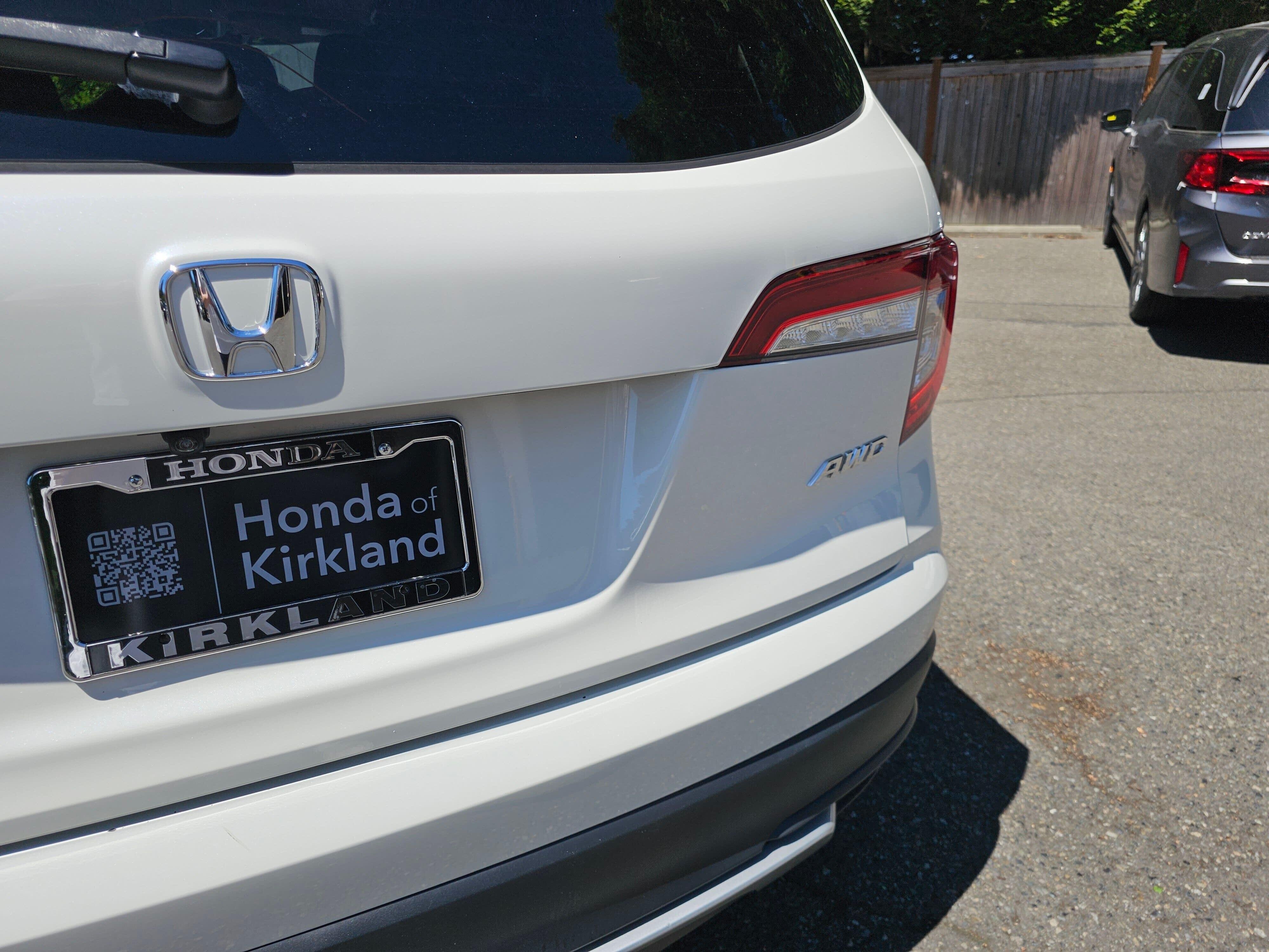 Used 2019 White Diamond Pearl Honda EX-L image 17