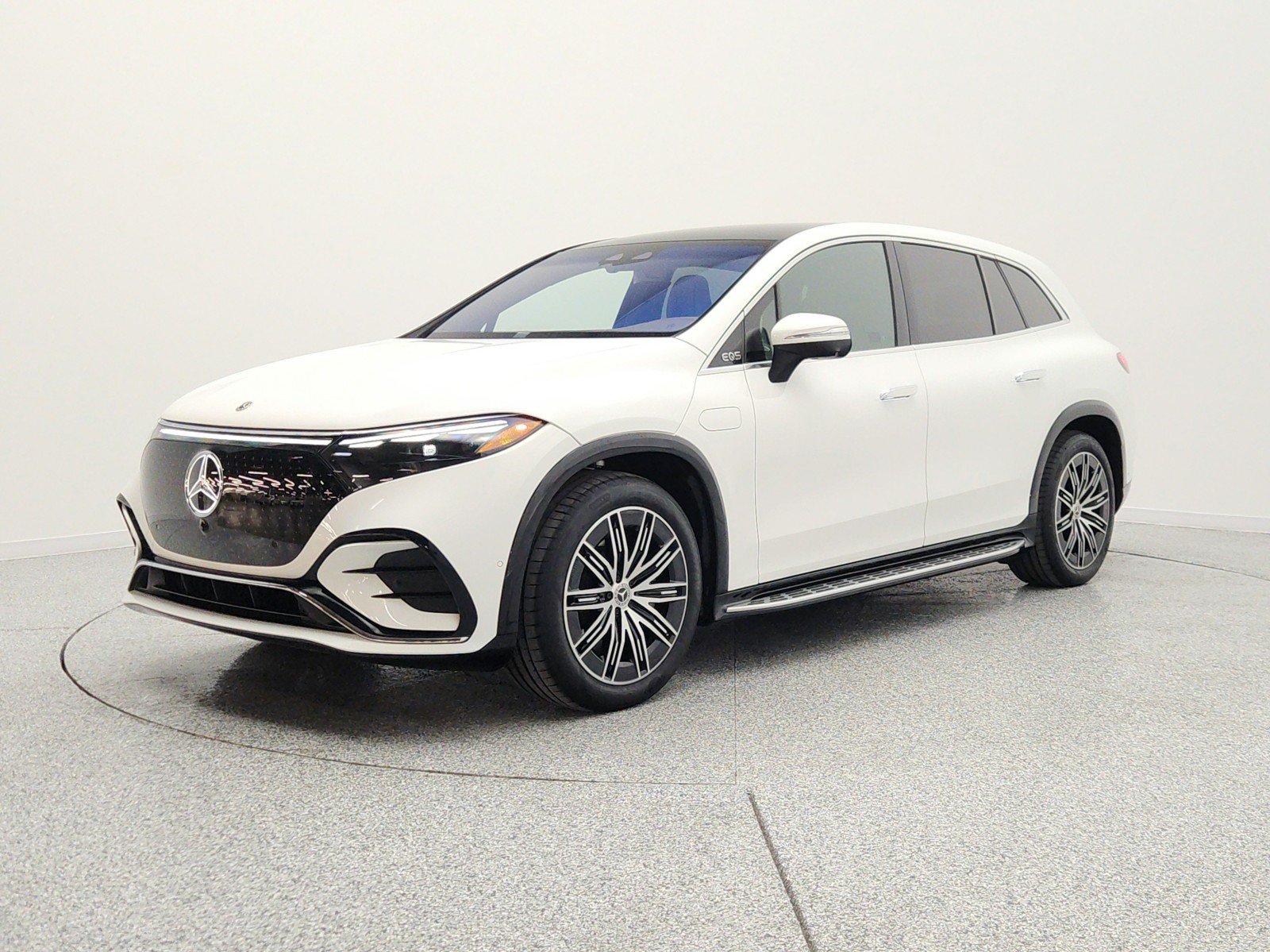 2023 Mercedes-Benz EQS SUV EQS 580 4MATIC's photo