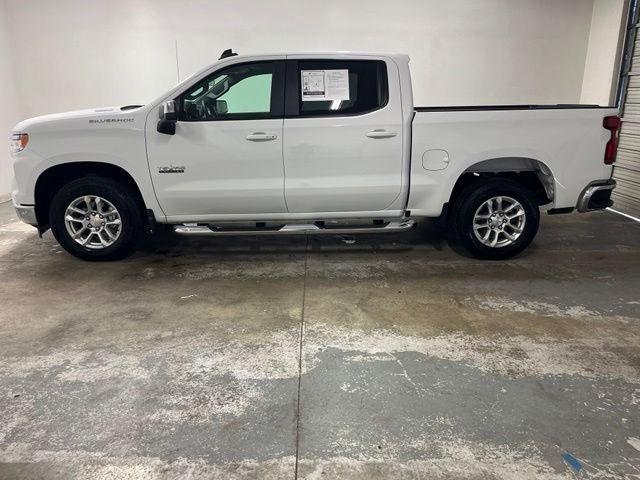 Used 2026 White Chevrolet LT image 5