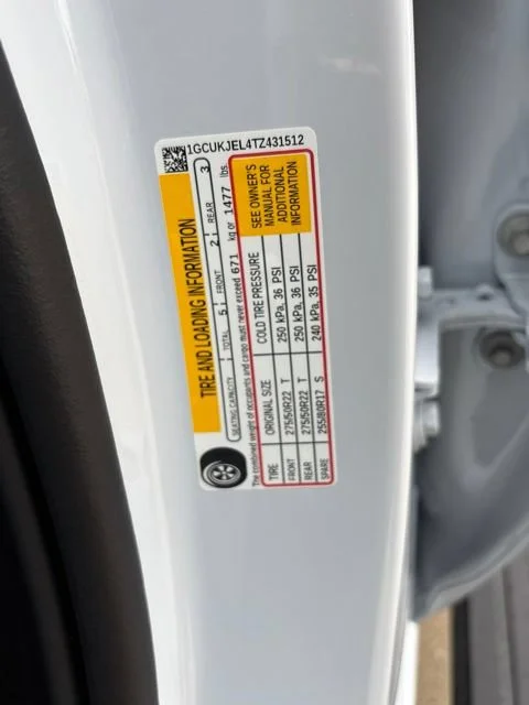 New 2026 Polar White Tricoat Chevrolet High Country image 22