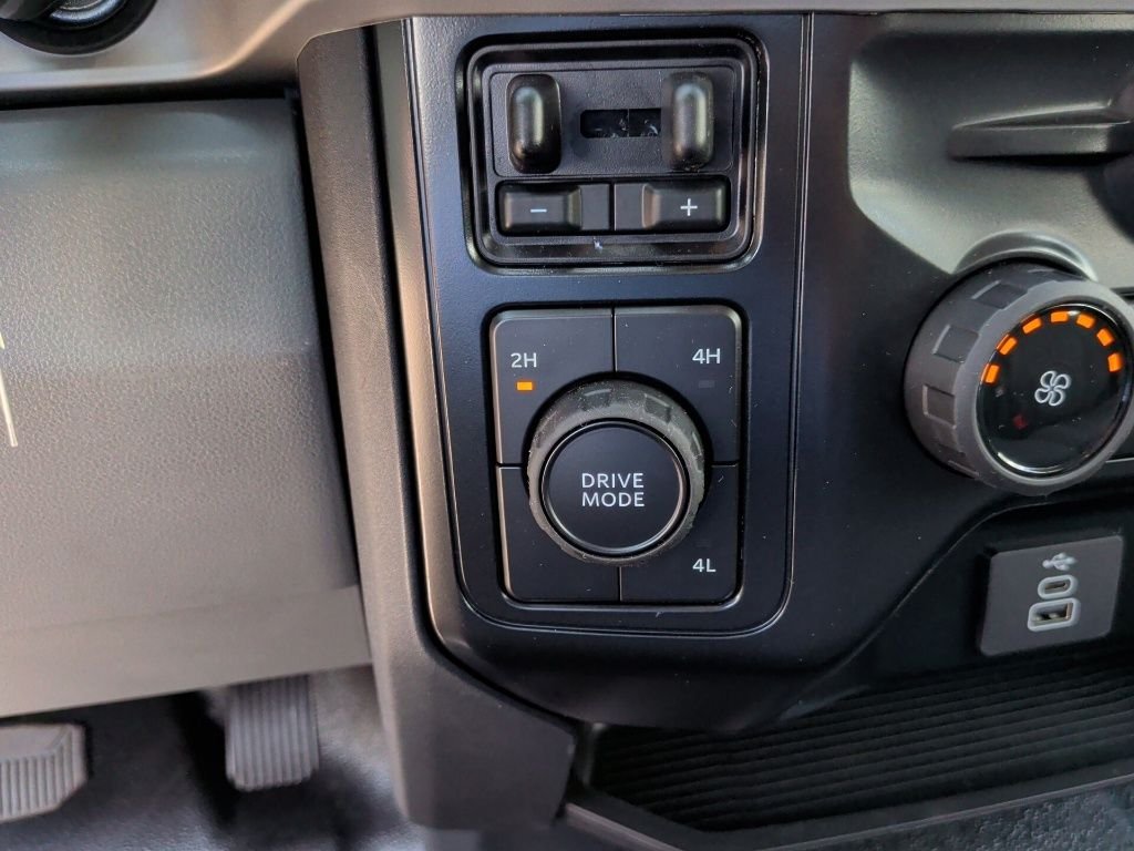 New 2026 Oxford White Ford F-350® XL image 24