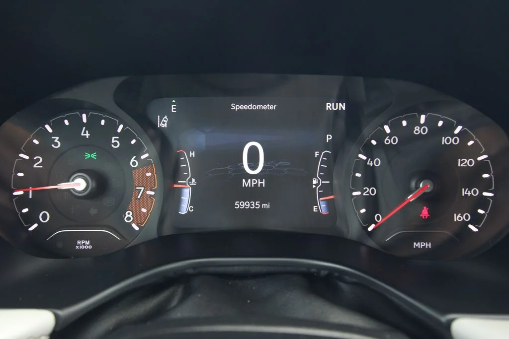 Used 2024 Silver Zynith Jeep Limited image 40
