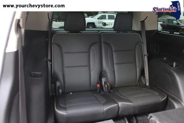 Used 2018 White GMC Denali image 18