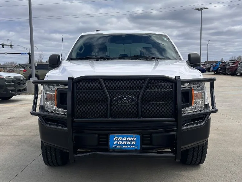 Used 2019 OXFORD WHITE Ford XL image 3