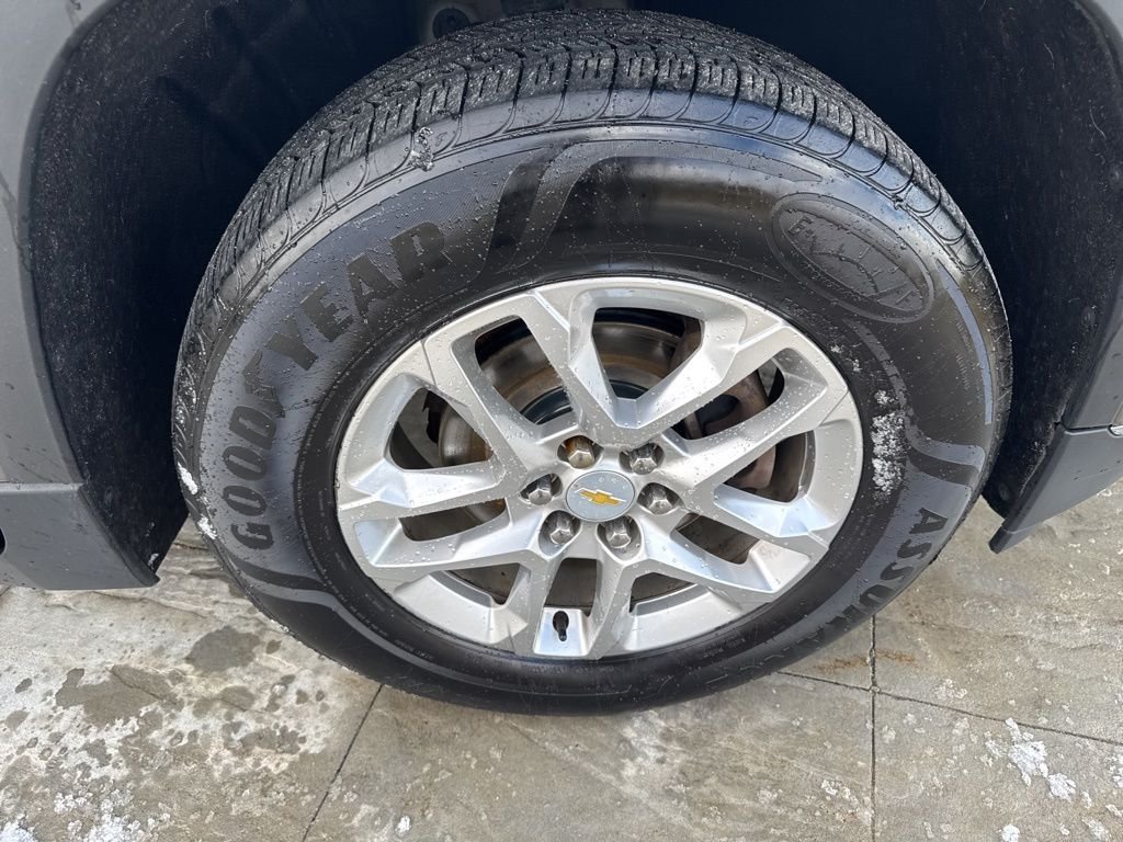 2020 Chevrolet Traverse 1LT - Photo 12