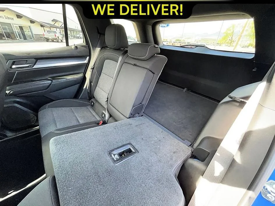 Used 2026 Rapids Metallic GMC Elevation image 16