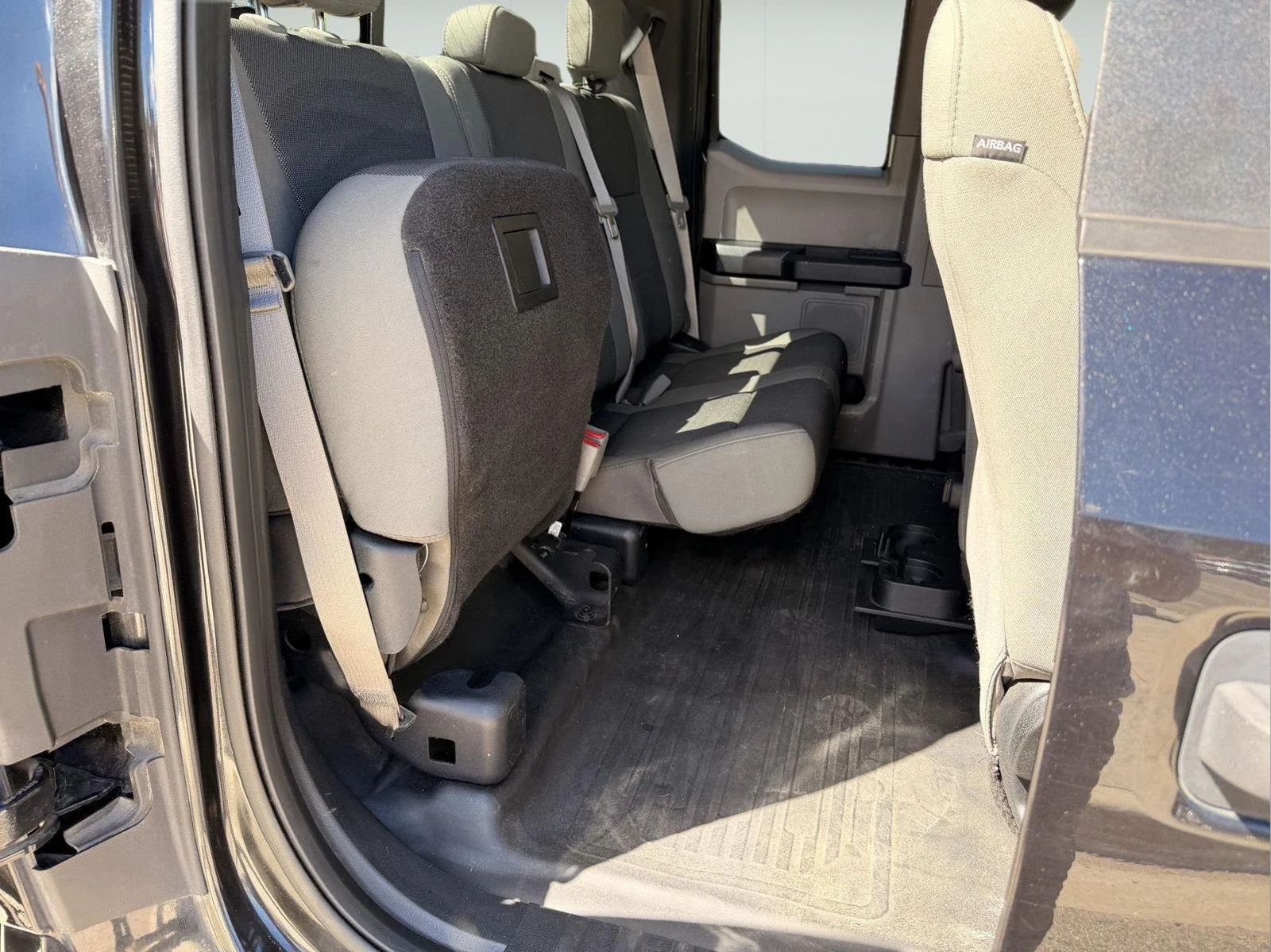 Used 2015 Tuxedo Black Metallic Ford XL image 13