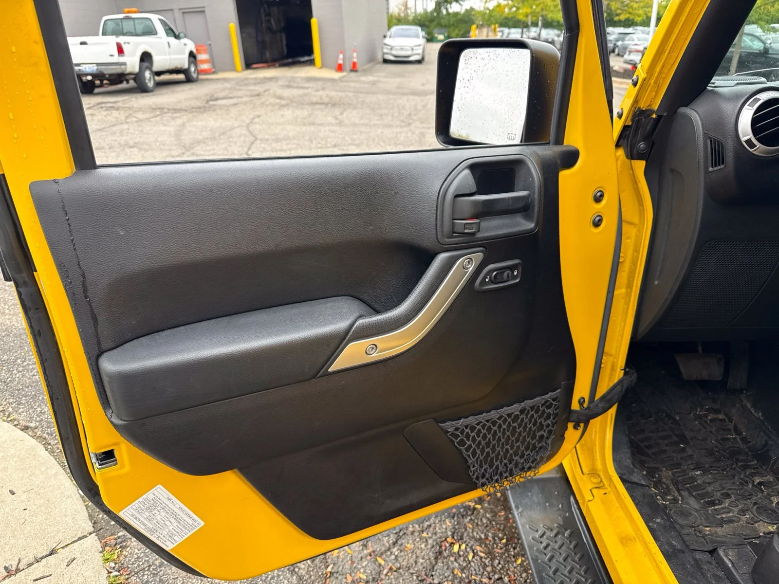 Used 2015 Baja Yellow Clearcoat Jeep Sahara image 18