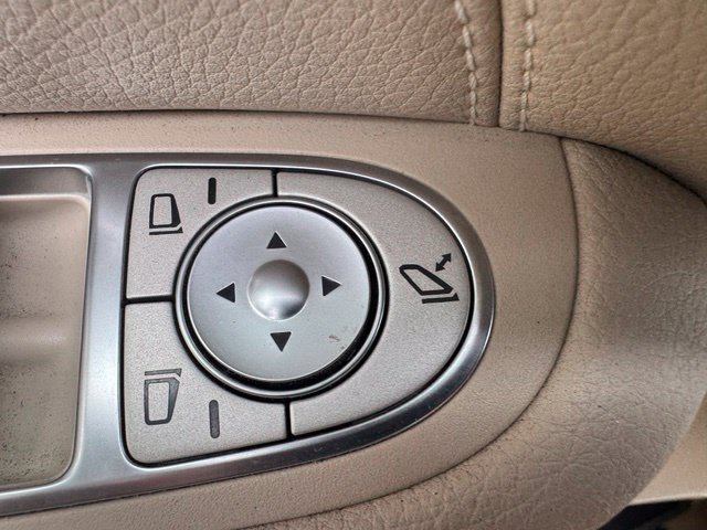 Used 2018 Lunar Blue Metallic Mercedes-Benz C 300 image 11