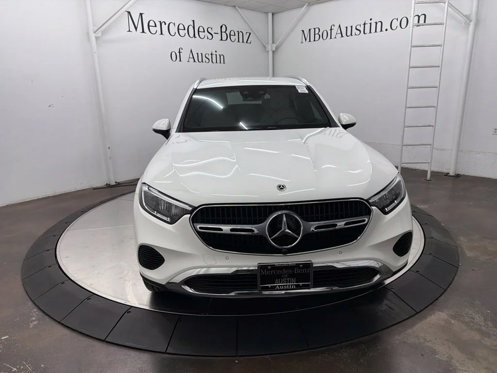 Certified Used 2025 White Mercedes-Benz GLC 350e image 2