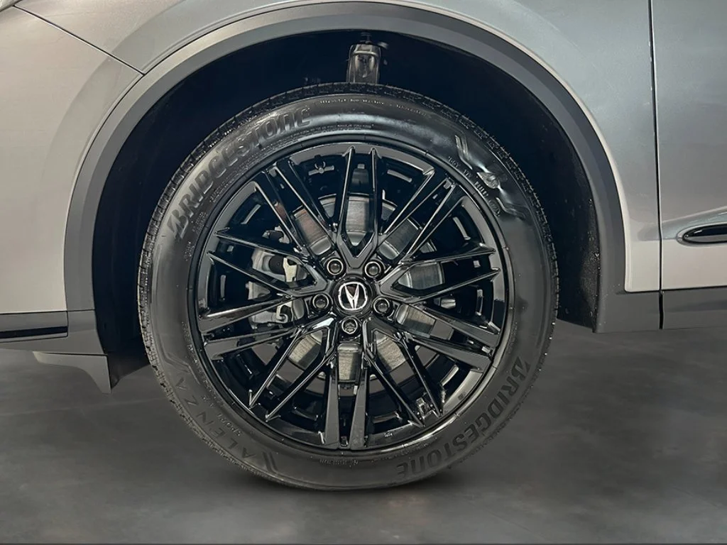 New 2026 LIQUID CARBON M Acura w/A-Spec Advance Package image 13