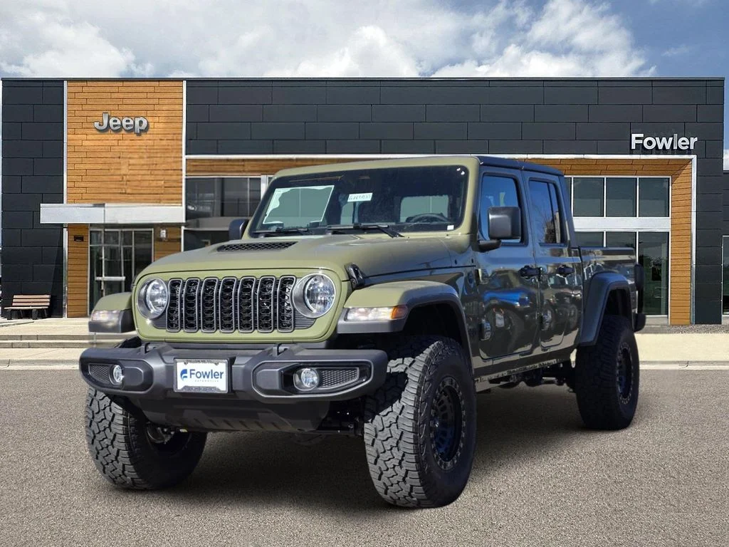2026 Jeep Gladiator Sport S Auto's photo