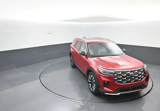 New 2026 Rapid Red Metallic Tinted Clearcoat Ford Platinum™ image 29