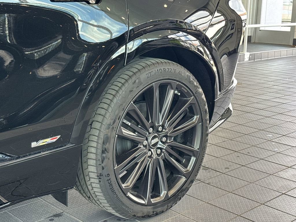 2026 Cadillac LYRIQ V Premium - Photo 10