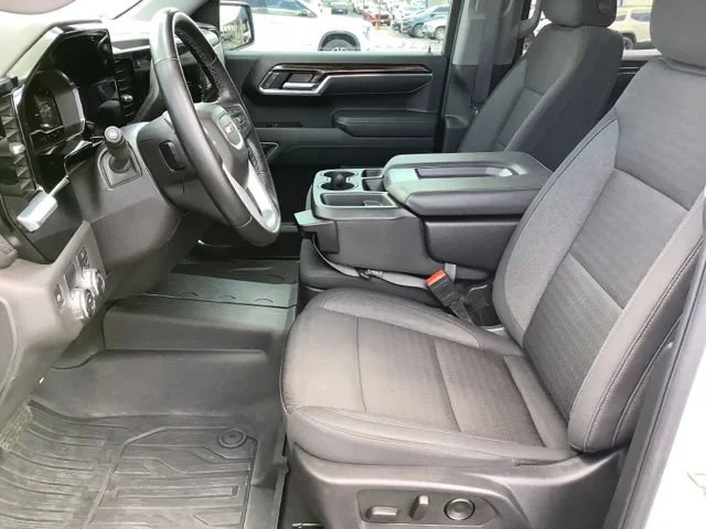 2025 GMC Sierra 1500 SLE - Photo 16